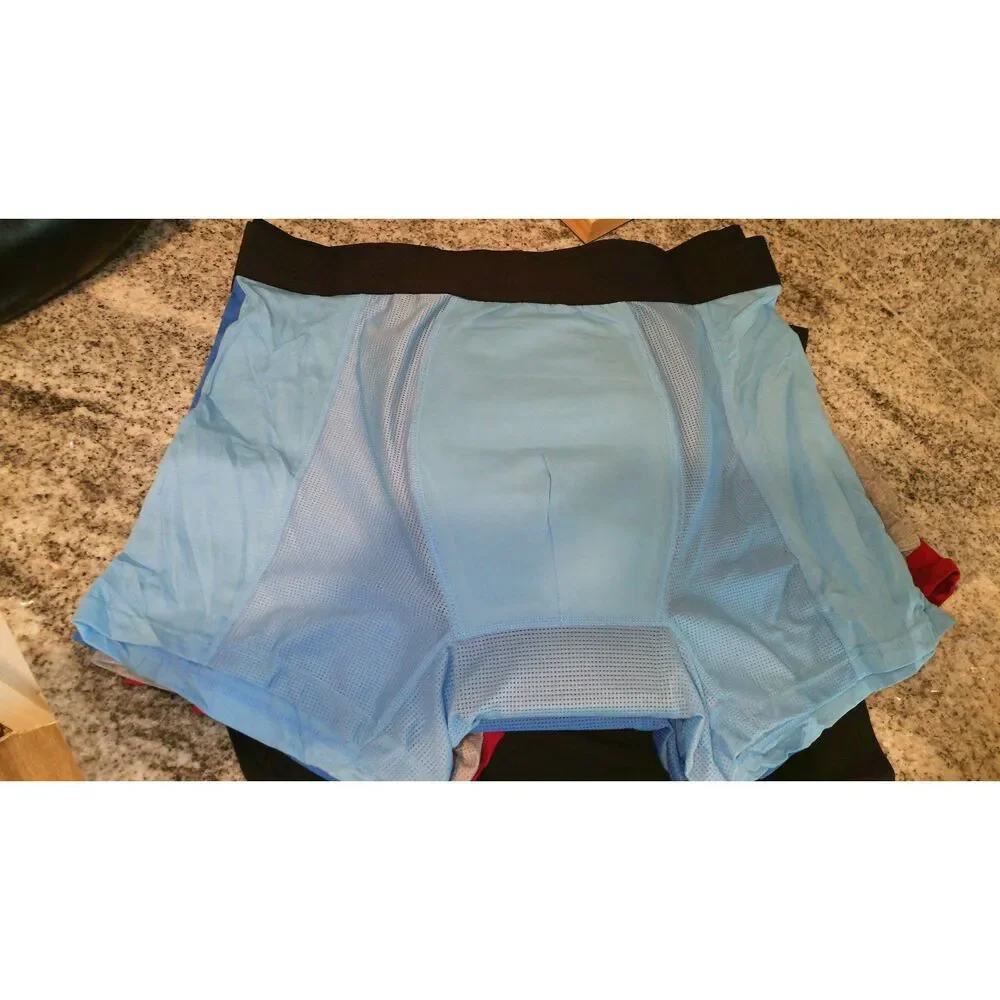 Men's Heavy-Duty Multi-Layer Boxer Briefs Size Medium 5-Pack